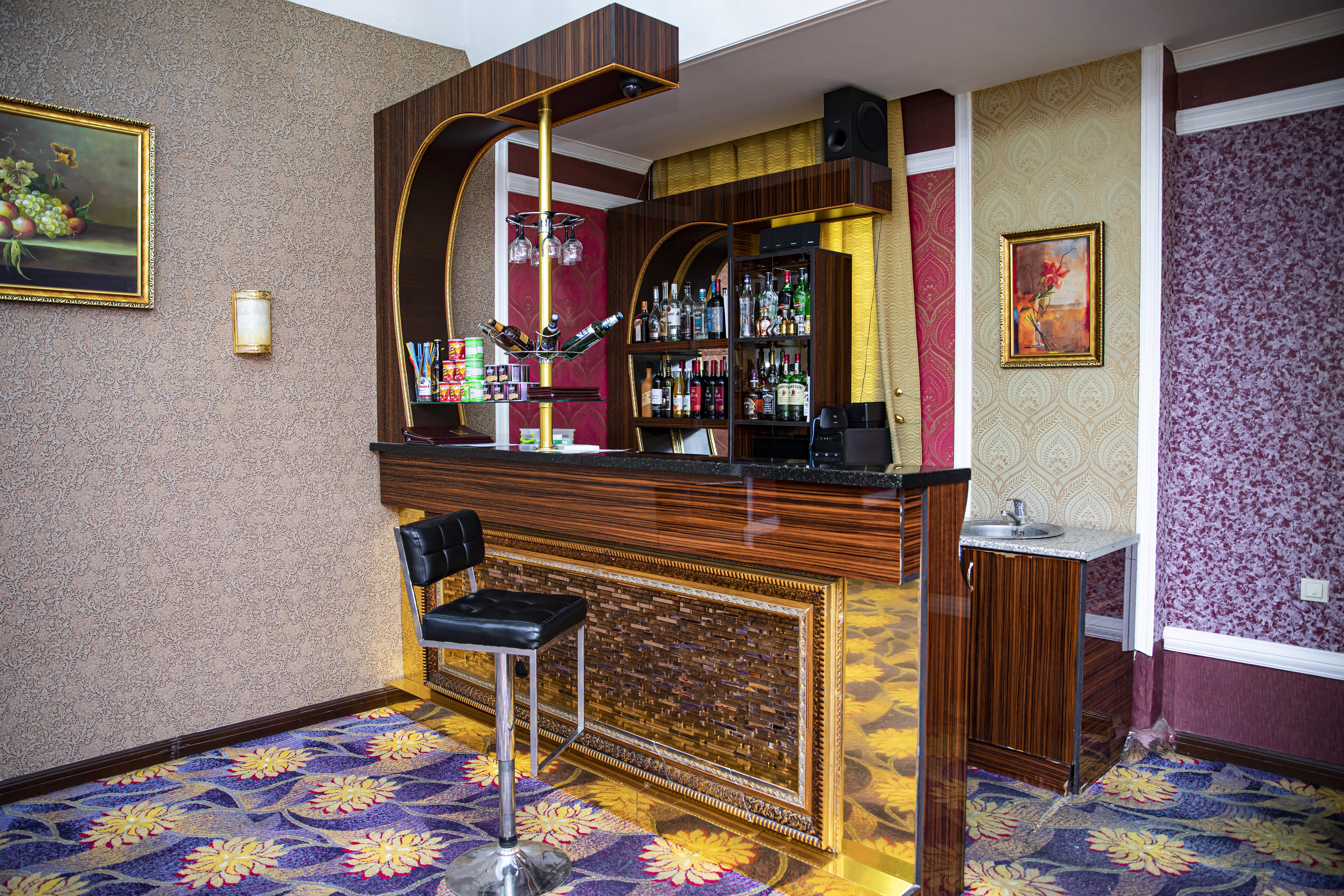 Safran Hotel Baky Esterno foto