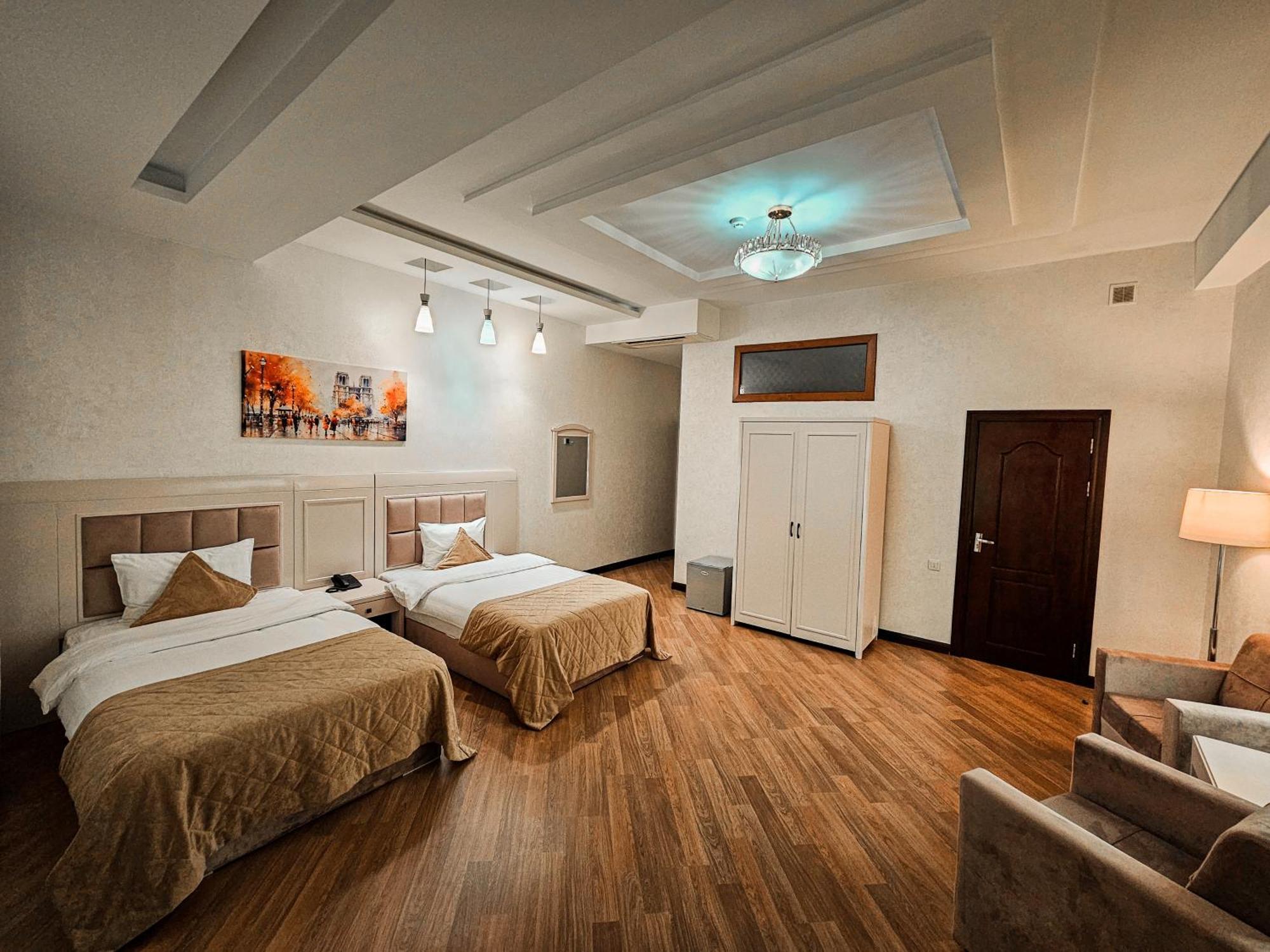 Safran Hotel Baky Esterno foto