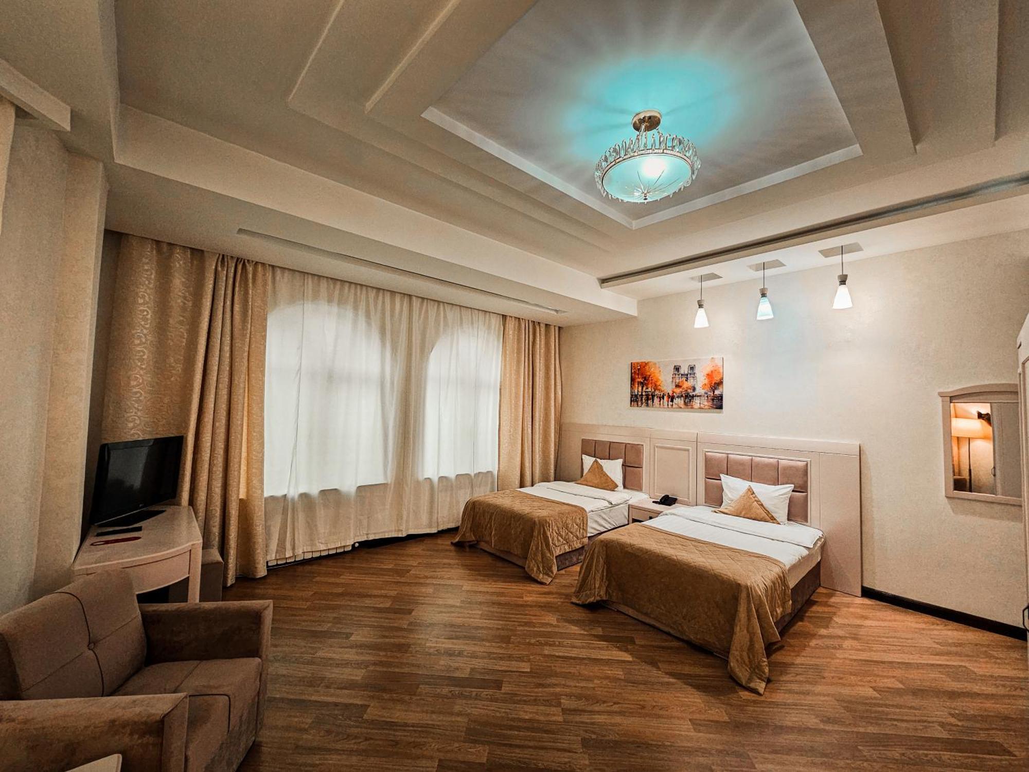 Safran Hotel Baky Esterno foto