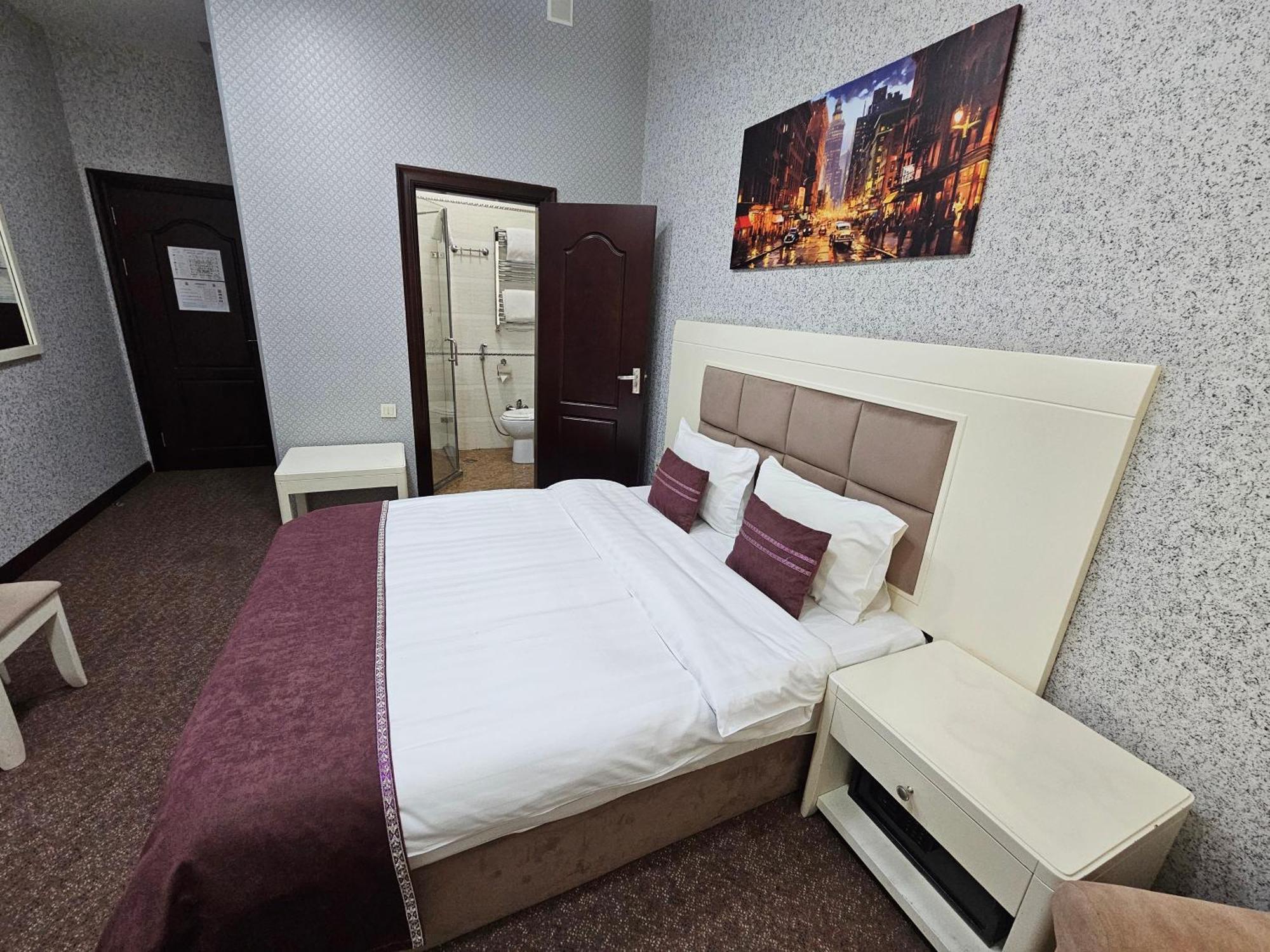 Safran Hotel Baky Esterno foto